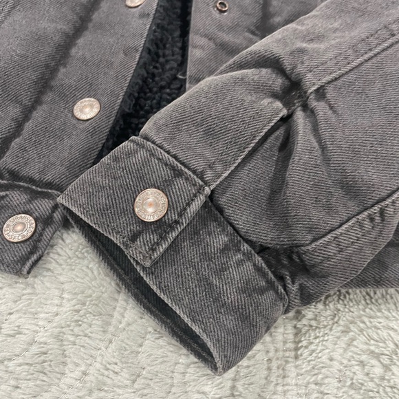 Levi’s Trucker Sherpa Jacket - Picture 6 of 8